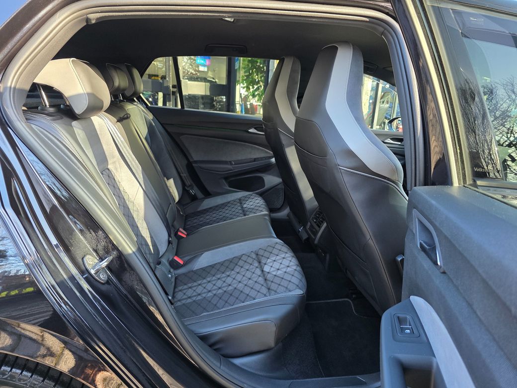 2024 Volkswagen Golf