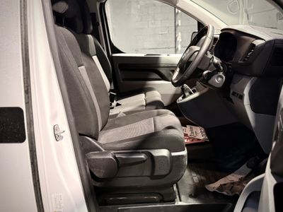 2022 Vauxhall Vivaro