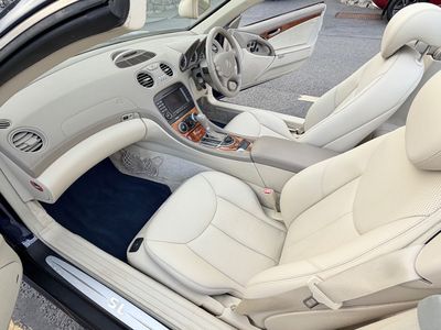 2005 Mercedes-Benz SL Class