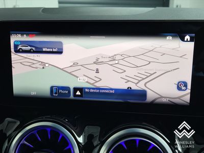 2025 Mercedes-Benz EQA
