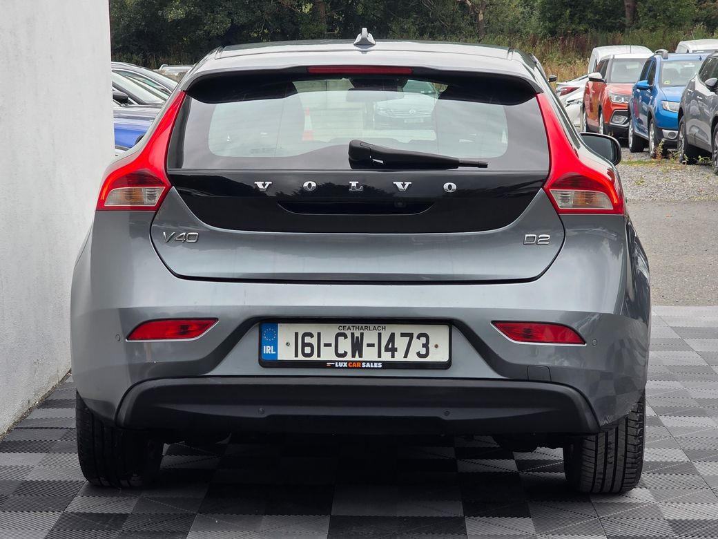 2016 Volvo V40