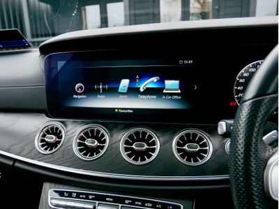 2019 Mercedes-Benz E 300