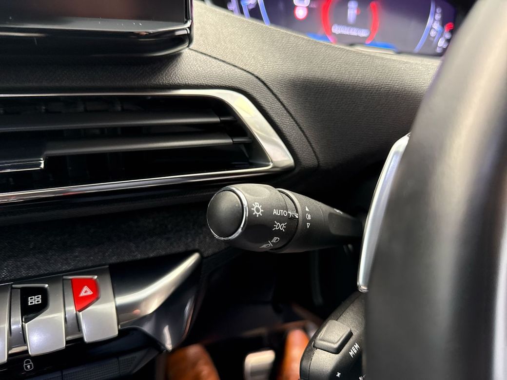 2023 Peugeot 5008