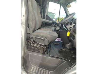 2022 Renault Master
