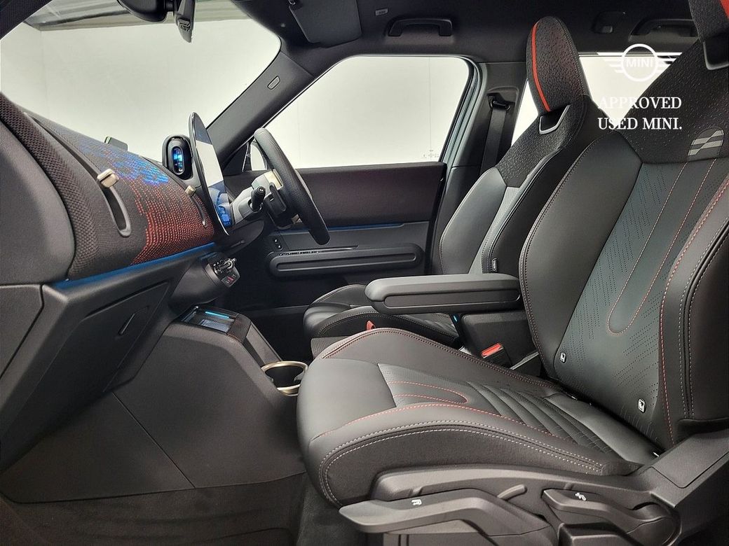 2025 Mini Countryman