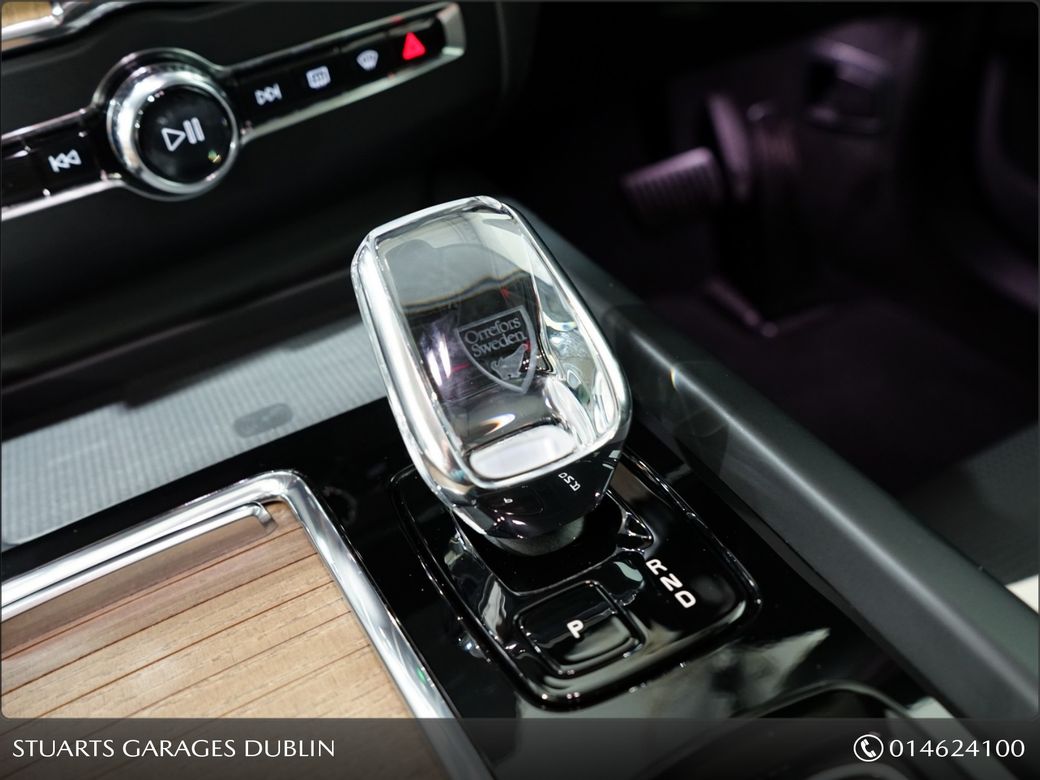 2025 Volvo XC60