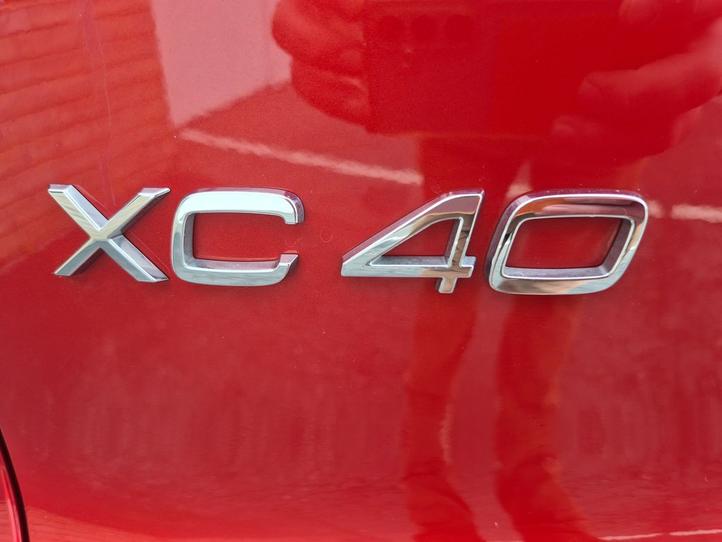 2020 Volvo XC40