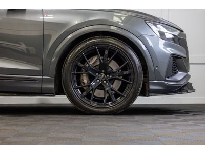 2021 Audi Q8