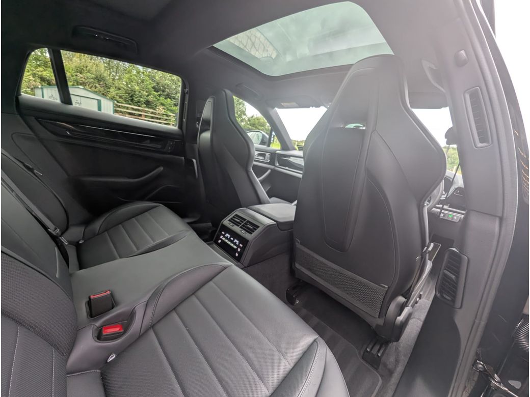 2025 Porsche Panamera