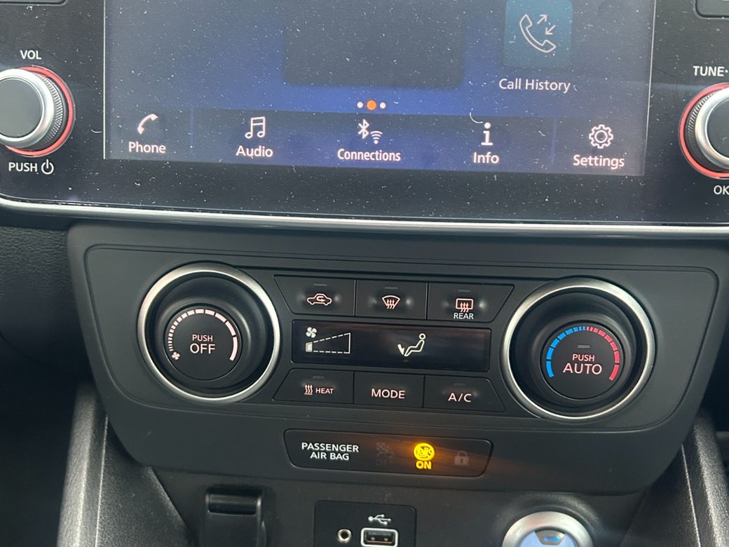 2022 Nissan Leaf