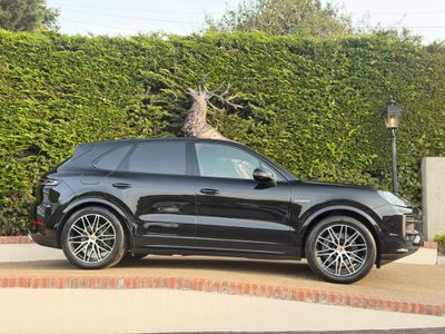 2024 Porsche Cayenne