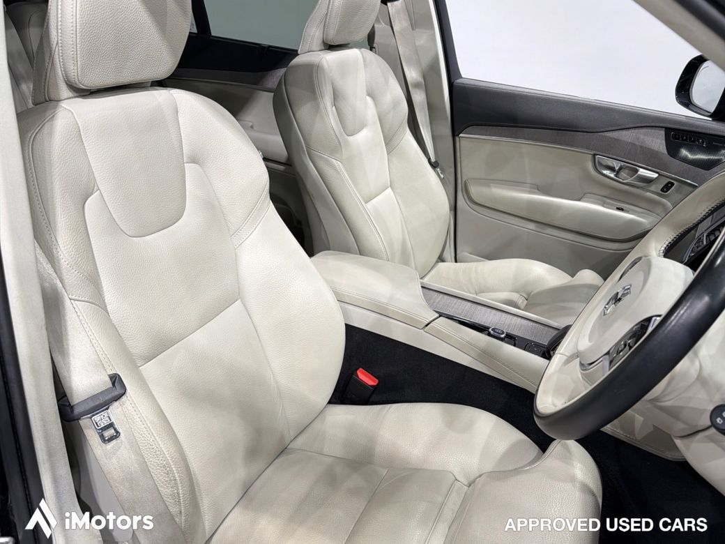 2023 Volvo XC90