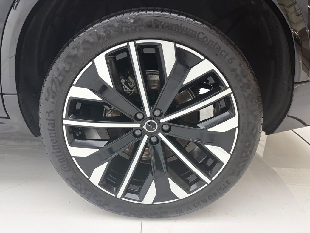 2025 Volvo XC90