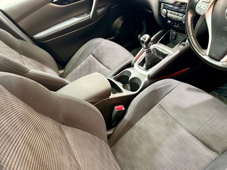 2017 Nissan Qashqai
