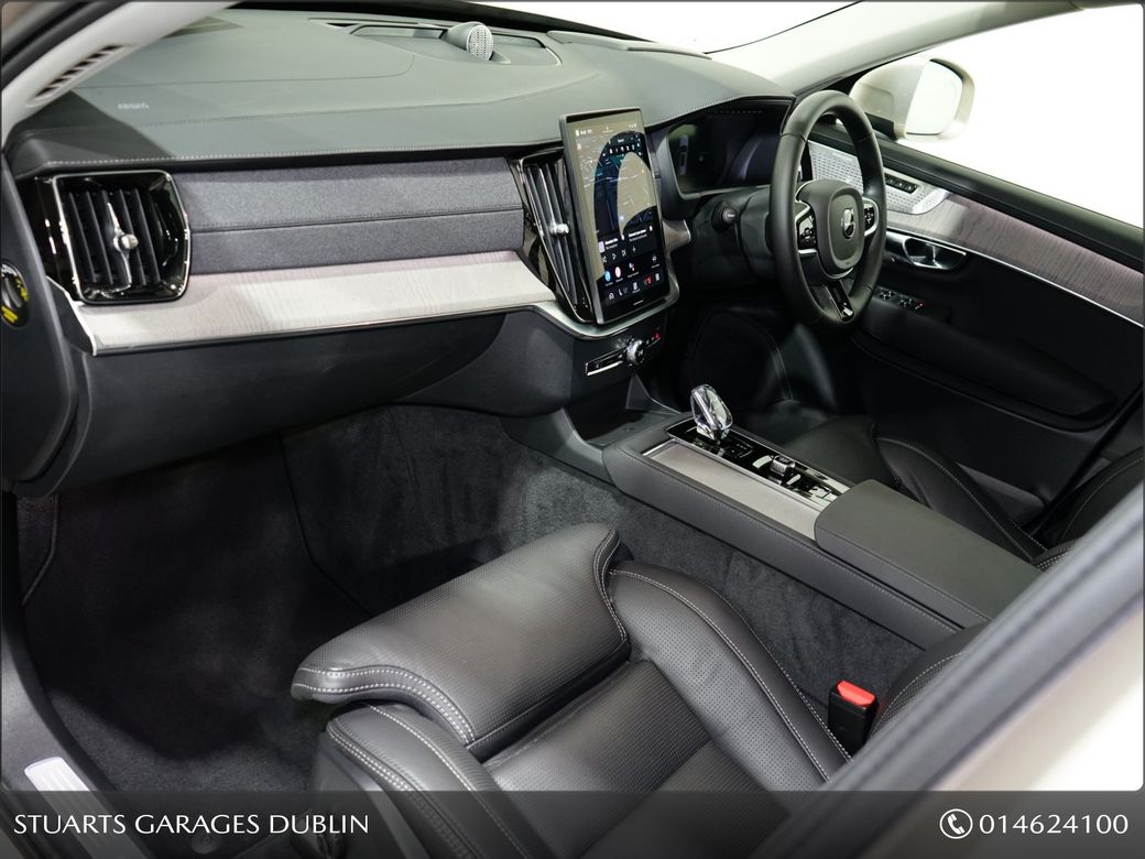 2025 Volvo XC90