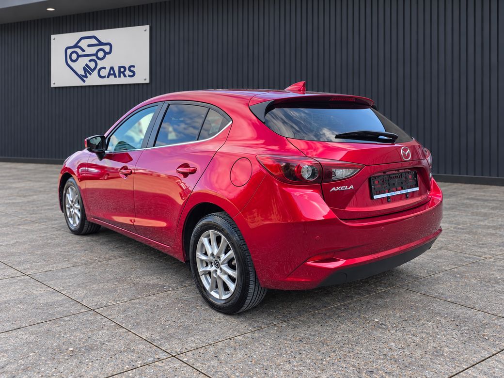 2018 Mazda Axela