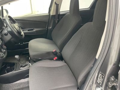 2017 Toyota Vitz