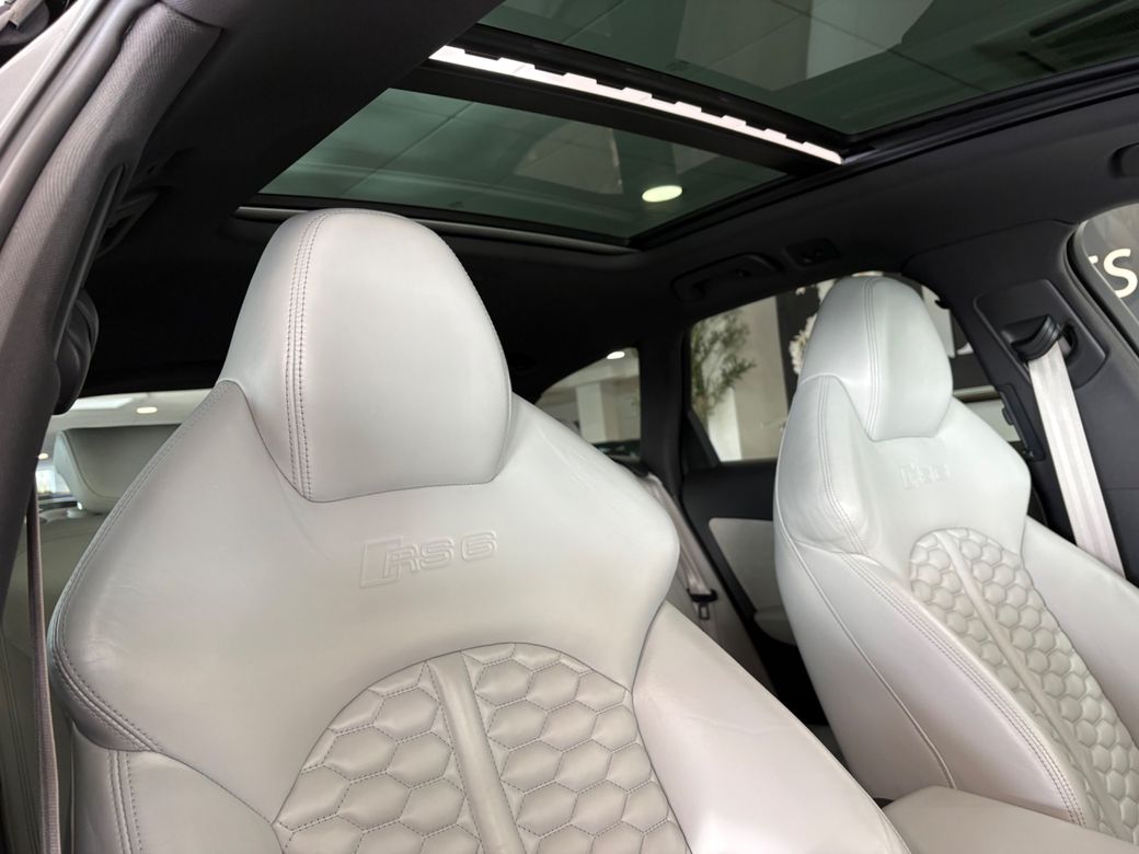 2016 Audi RS6