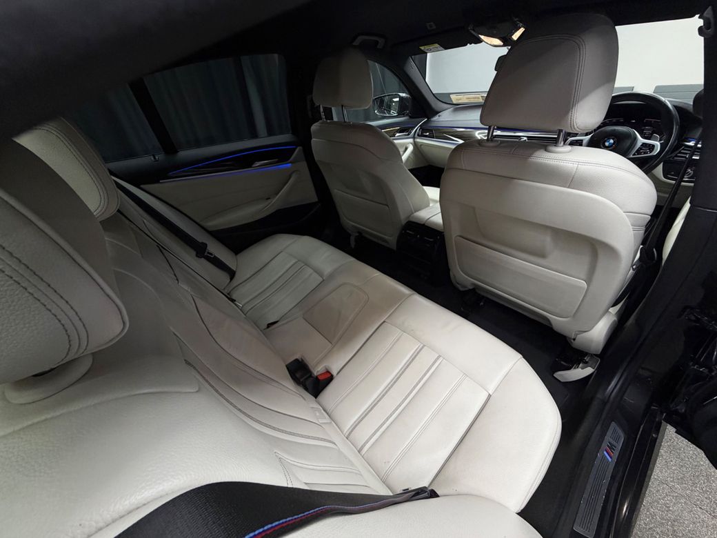 2021 BMW 5 Series