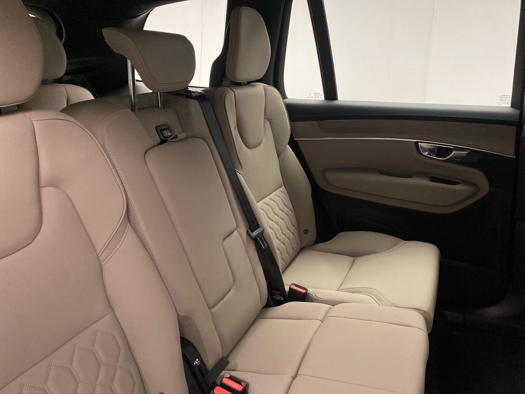 2025 Volvo XC90