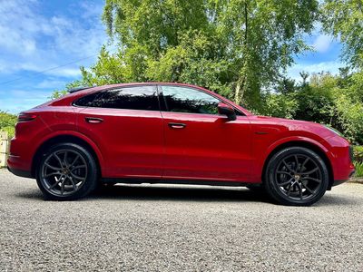 2022 Porsche Cayenne