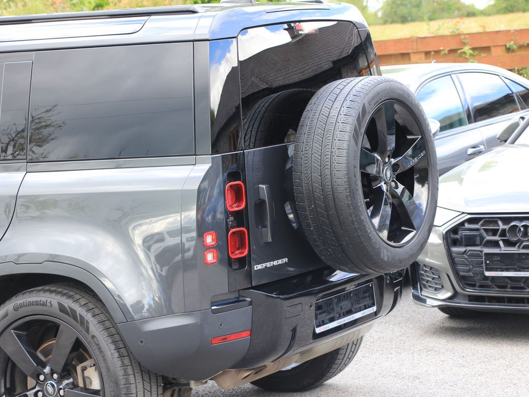 2023 Land Rover Defender