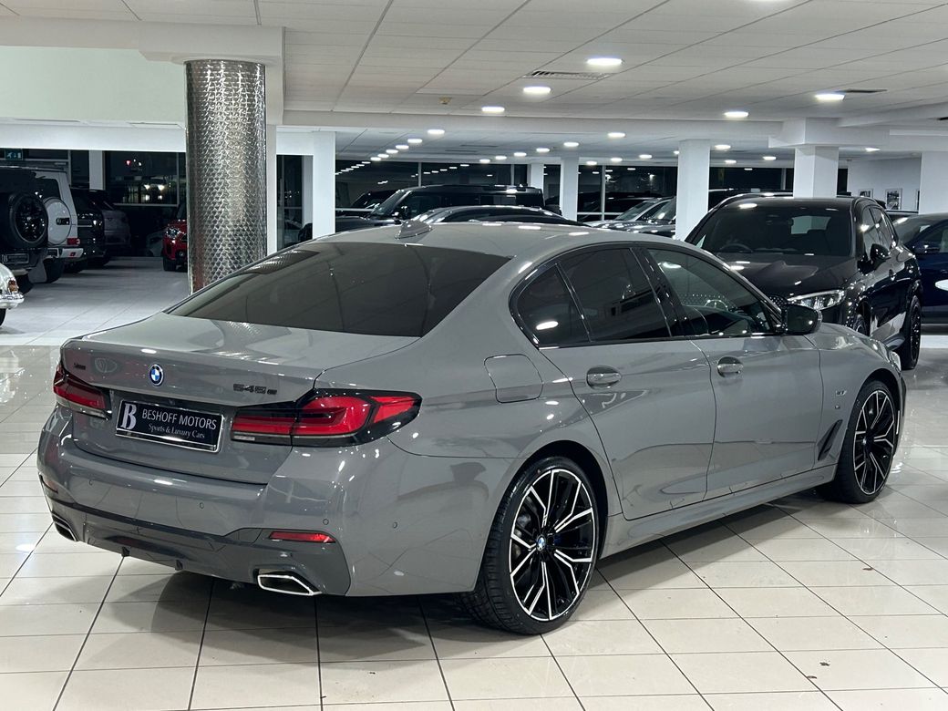 2022 BMW 5 Series