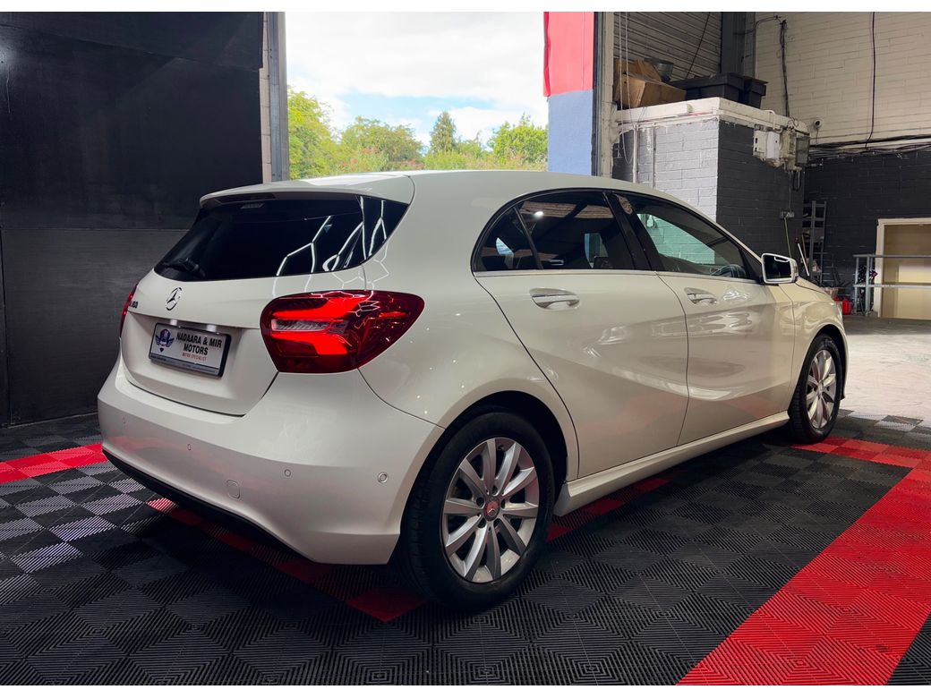 2016 Mercedes-Benz A 180
