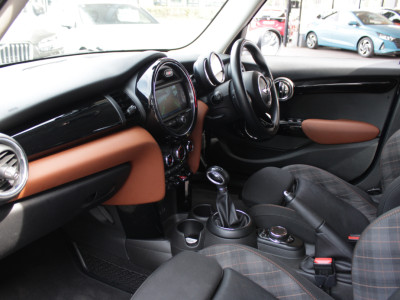 2017 Mini Cooper