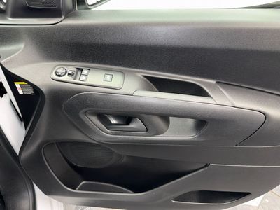 2024 Peugeot Partner