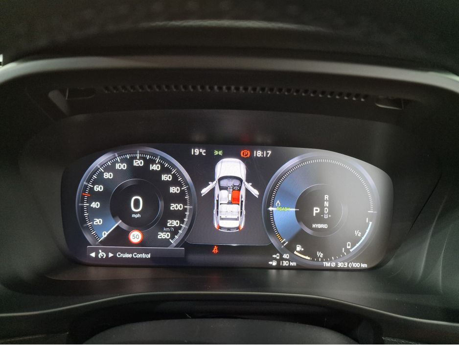 2022 Volvo XC40