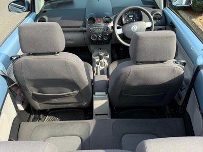 2005 Volkswagen Beetle