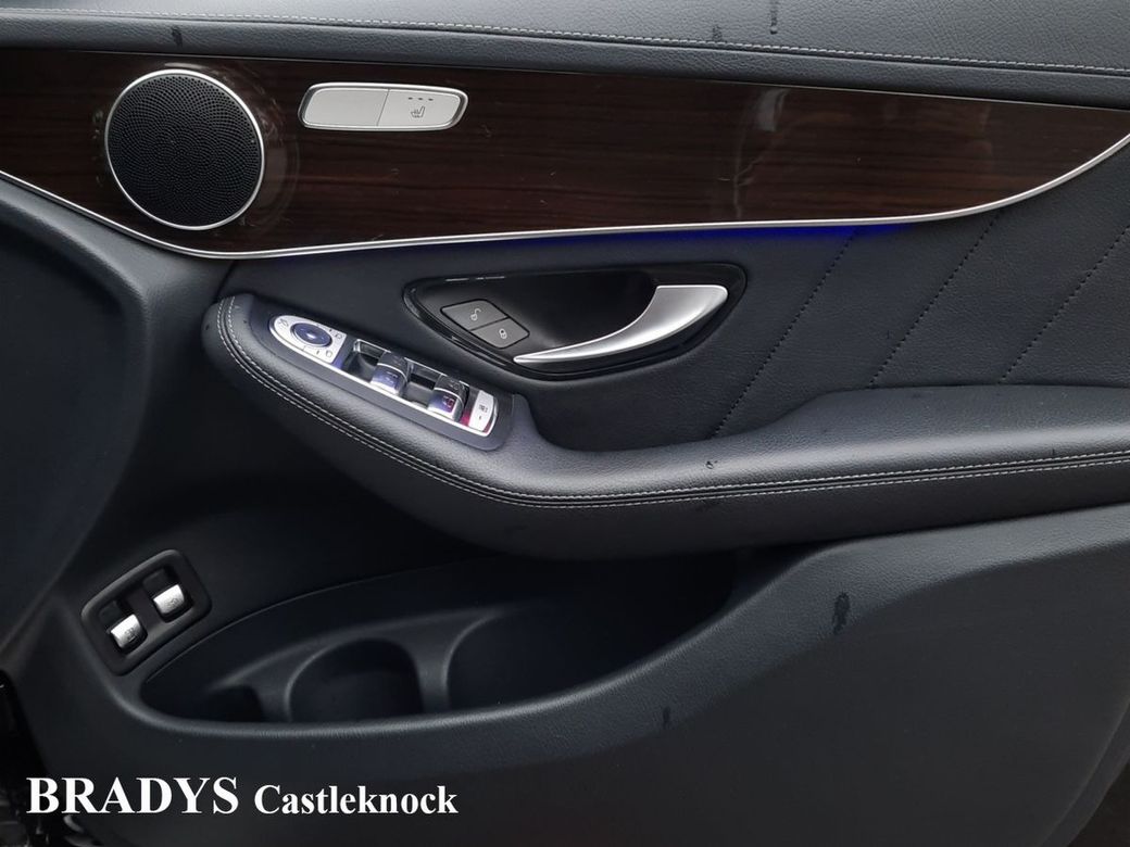 2022 Mercedes-Benz GLC Class