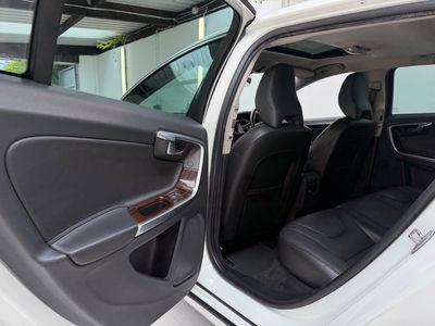 2018 Volvo V60