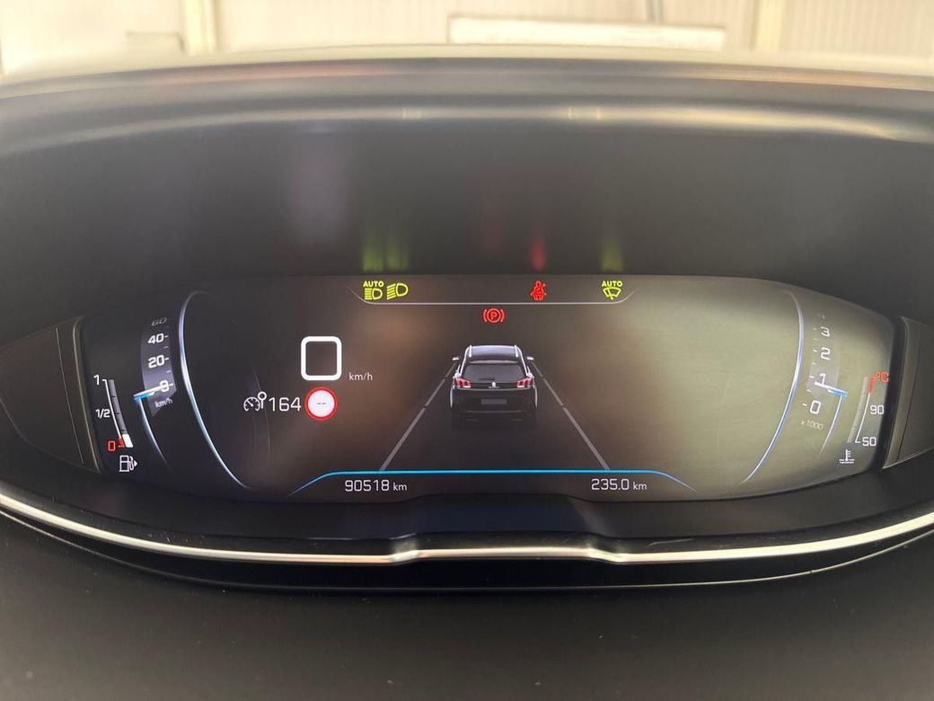 2021 Peugeot 5008