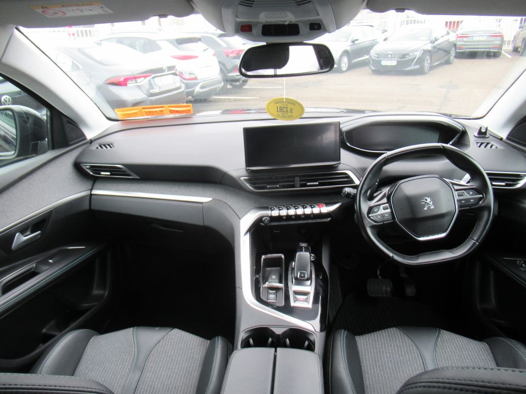 2022 Peugeot 5008