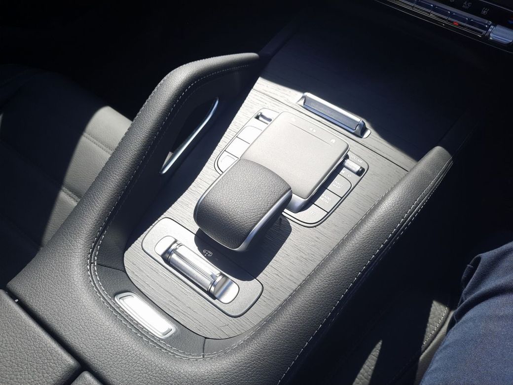 2025 Mercedes-Benz GLE Class