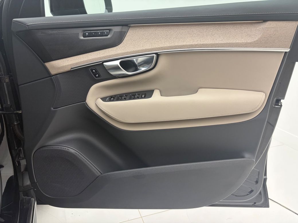2025 Volvo XC90