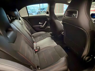 2019 Mercedes-Benz A 180