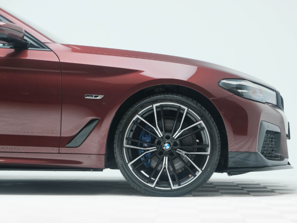 2022 BMW 5 Series