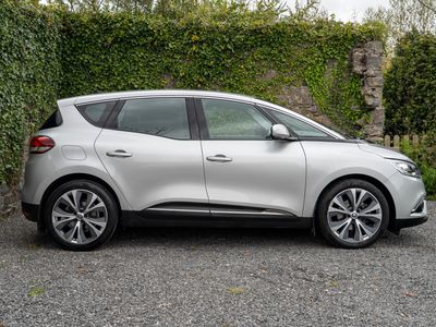 2017 Renault Scenic