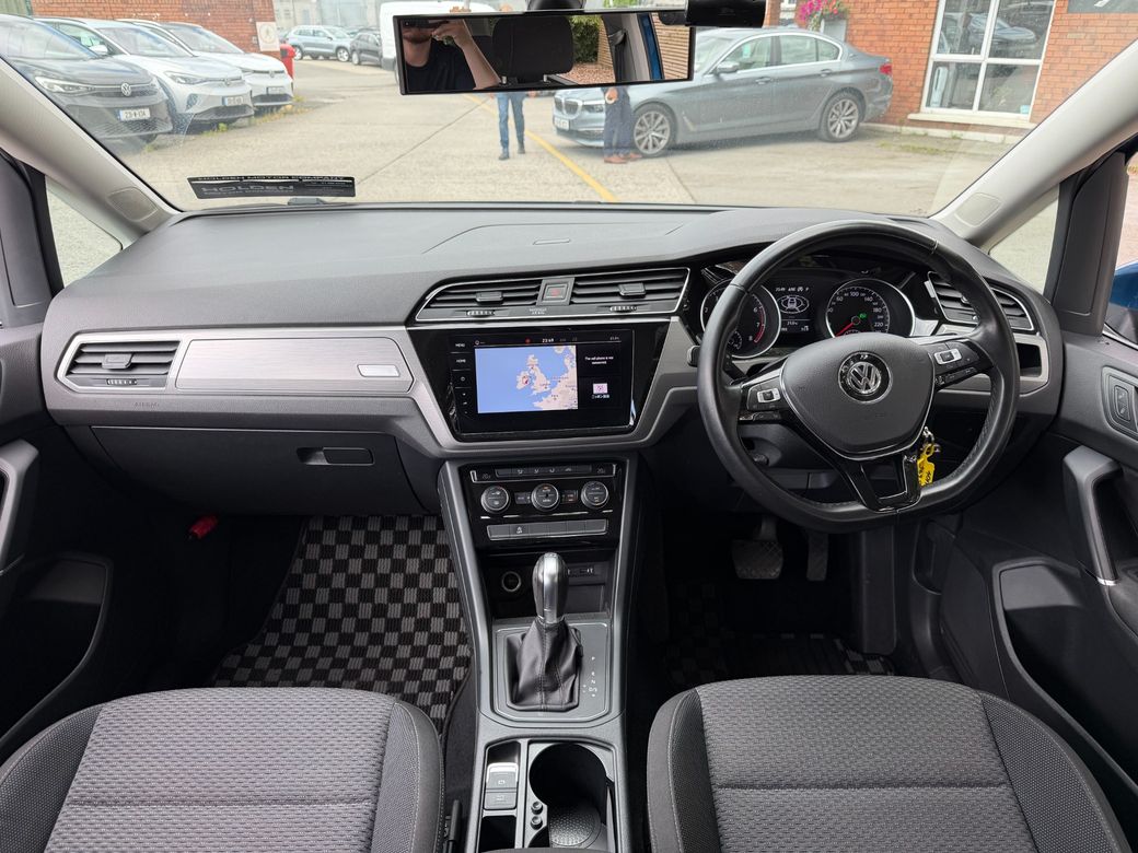 2018 Volkswagen Touran