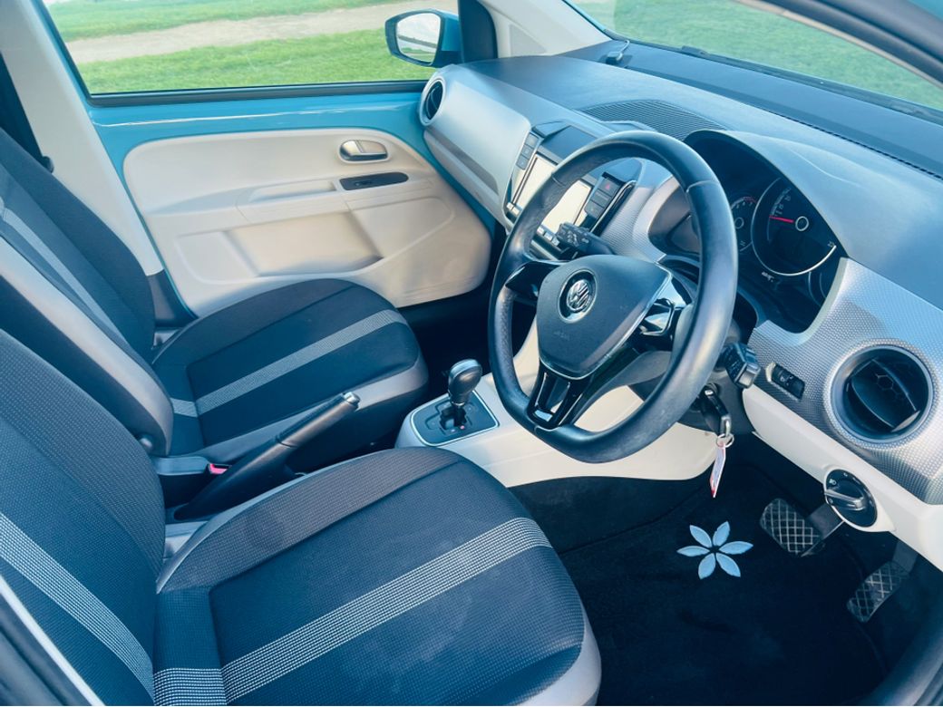 2019 Volkswagen up!
