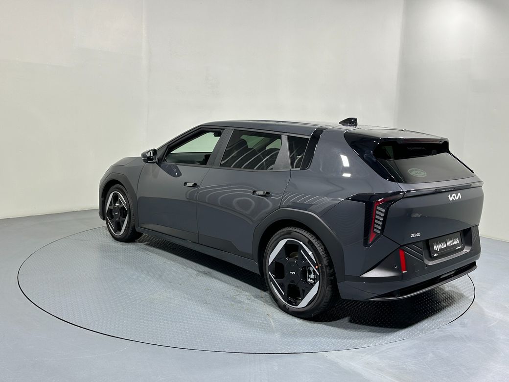 2026 Kia EV4