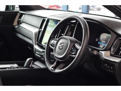 2022 Volvo XC60