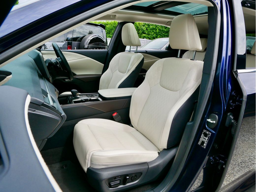 2023 Lexus RX450h+