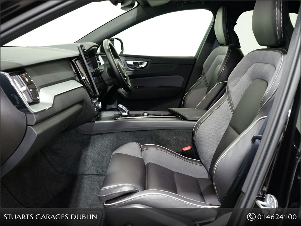 2025 Volvo XC60