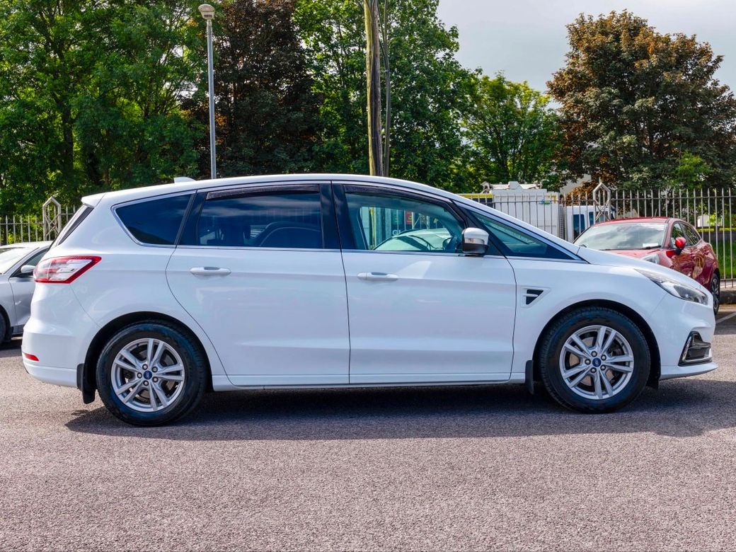 2020 Ford S-Max