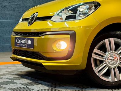 2017 Volkswagen up!