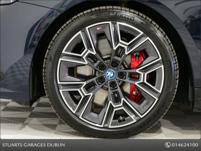 2025 BMW 5 Series